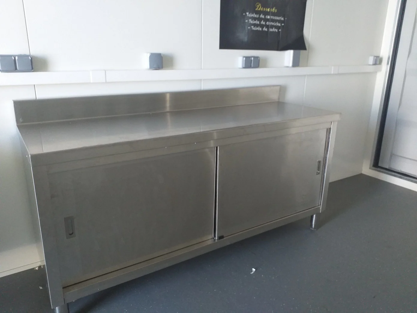 CONTENEDORES BAR 20 PIES - Imagen 4